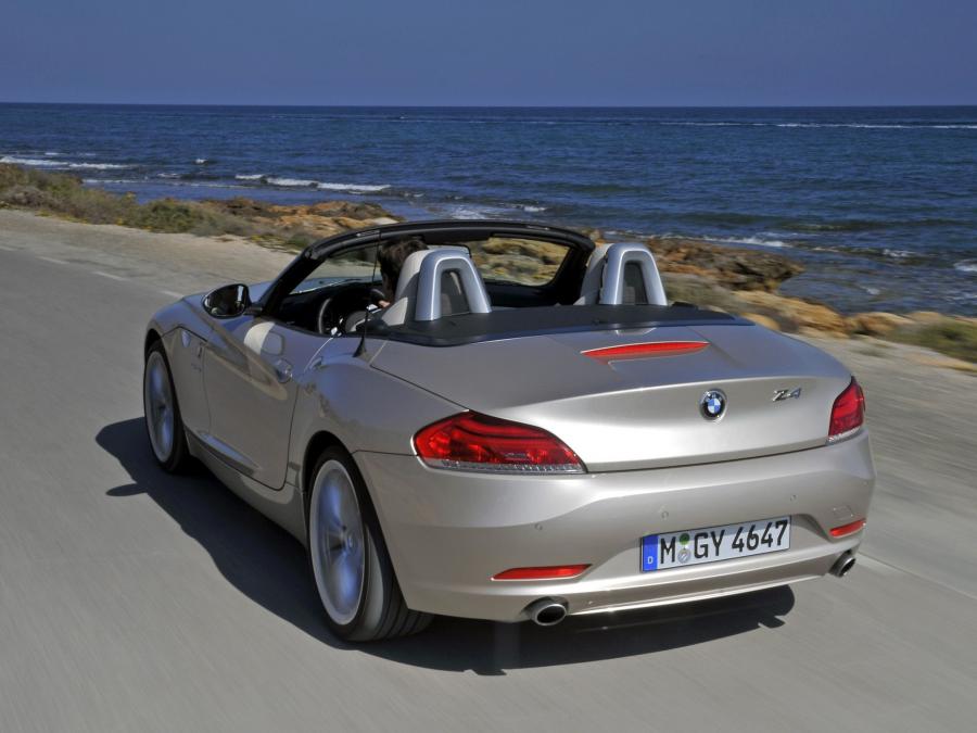  BMW Z4 sDrive 3.5i Roadster 2009 года  (фото 11 из 30)